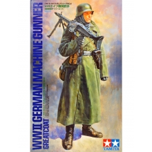 TAMIYA 36306 GERMAN MACHINE GUNNER 1:16