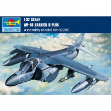 TRUMPETER 02286 AV 8B HARRIER II PLUS 1:32