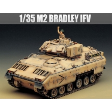 ACADEMY 13237 M 2 BRADLEY IFV 1:35