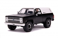 JADA 31592 1:24 1980 CHEVY BLAZER K5 GLOSSY BLACK