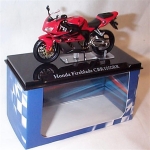 MAGAZINE 4110101 1:24 HONDA FIREBLADE CBR1000RR RED BLACK