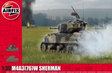 AIRFIX 01365 M4A3 ( 76 ) W 1:35 BATTLE OF THE BULGE