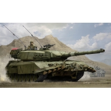 HOBBYBOSS 84557 LEOPARD C2 MEXAS WITH TWMP 1:35