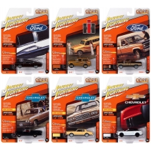 JOHNNY JLCG028B 1:64 JOHNNY LIGHTNING CLASSIC GOLD ASSORTMENT 2022 RELEASE 1B