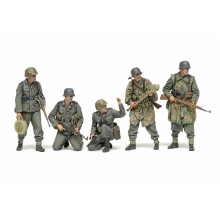 TAMIYA 35382 1:35 LATE WWII GERMAN INFANTRY SET ( 5 )