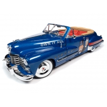 AUTOWORLD AWSS136 1:18 1947 CADILLAC CONVERTIBLE MONOPOLY W RESIN FIGURE