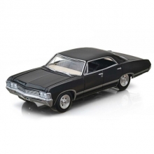 GREENLIGHT 30333 1:64 1967 CHEVROLET IMPALA SPORT SEDAN TUXEDO BLACK