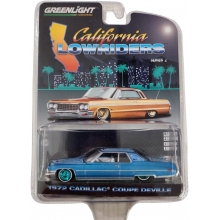 GREENLIGHT 63030-E 1:64 1972 CADILLAC COUPE DEVILLE CUSTOM LIGHT BLUE SOLID