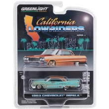 GREENLIGHT 63040-B 1:64 1963 CHEVROLET IMPALA TEAL PATINA SOLID PACK