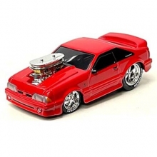 MAISTO 32549 1:24 MUSCLE 1993 FORD MUSTANG SVT COBRA