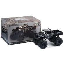 GREENLIGHT 13650 1:18 KINGS OF CRUNCH BIGFOOT 1 1974 FORD F - 250 MONSTER TRUCK WITH 66 - INCH TIRES BLACK BANDIT EDITION