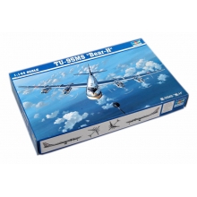 TRUMPETER 03904 1:144 AIRCRAFT TU 95MS BEAR H