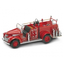 ROAD 20068 1:24 GMC FIRE TRUCK ( 1941 )