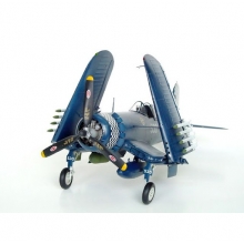 TRUMPETER 02221 1:32 F 4 U 1D CORSAIR