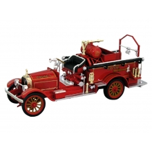 SIGNATURE 32371 AMERICAN LA FRANCE 1921 FIRE TRUCK 1:32